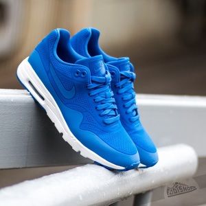 Nike Wmns Air Max 1 Ultra Moire size 6